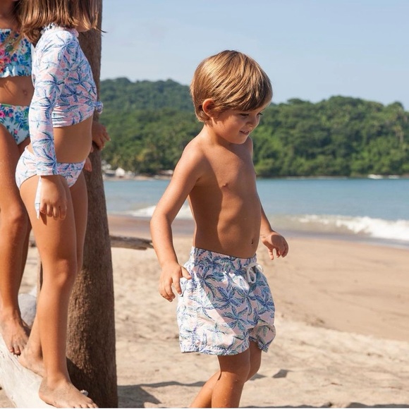 3 matching bathing suits: mom, boy and a girl - Picture 2 of 10